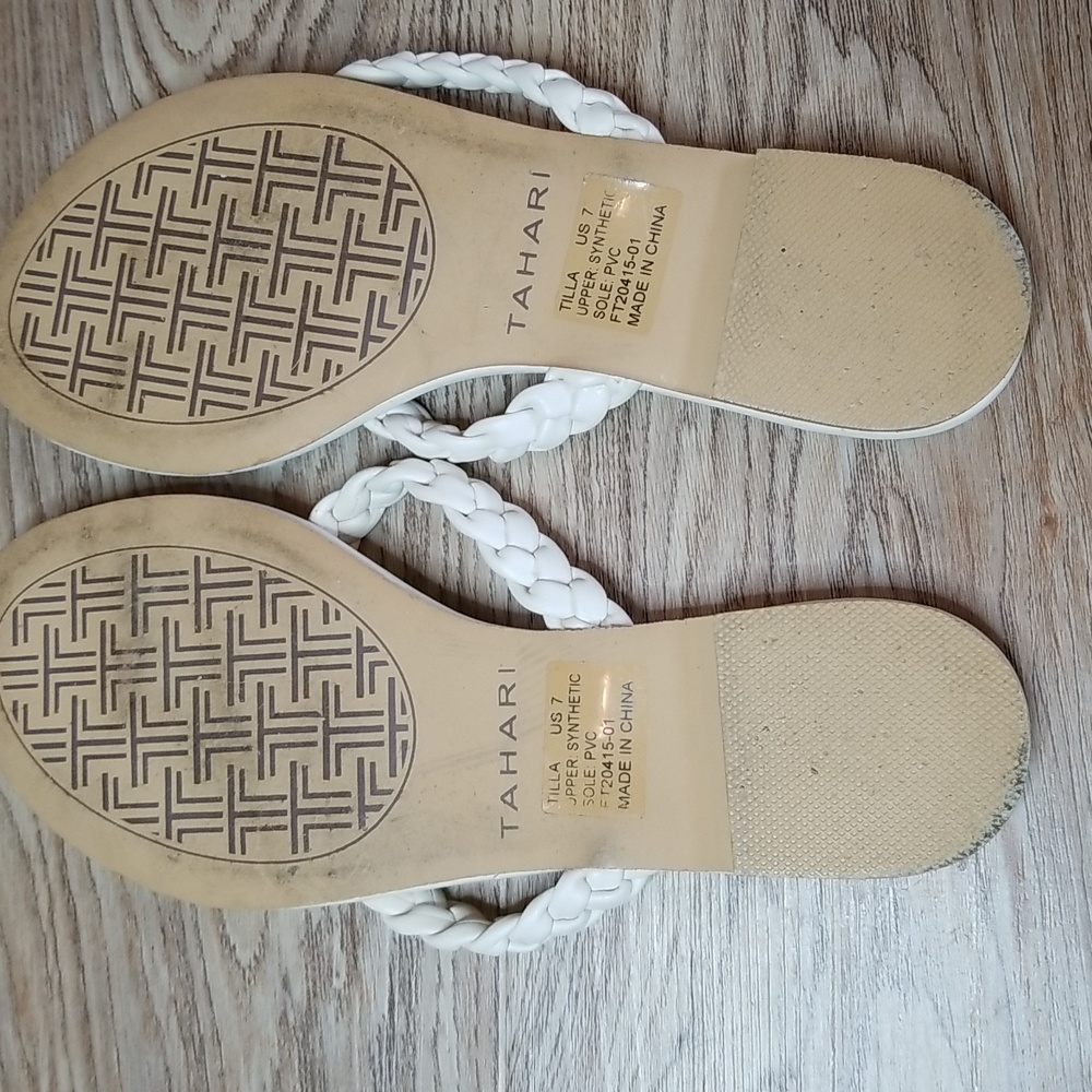 Tahari Tilla Sandal - Picture 12 of 12